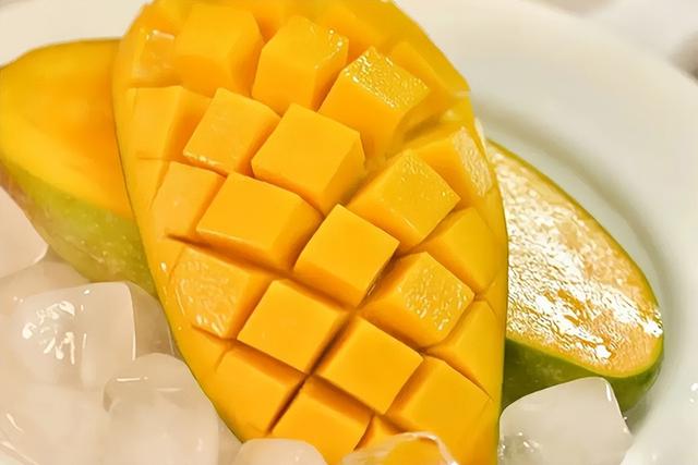 你知道芒果有哪些种类，常见15种芒果的区别及口感