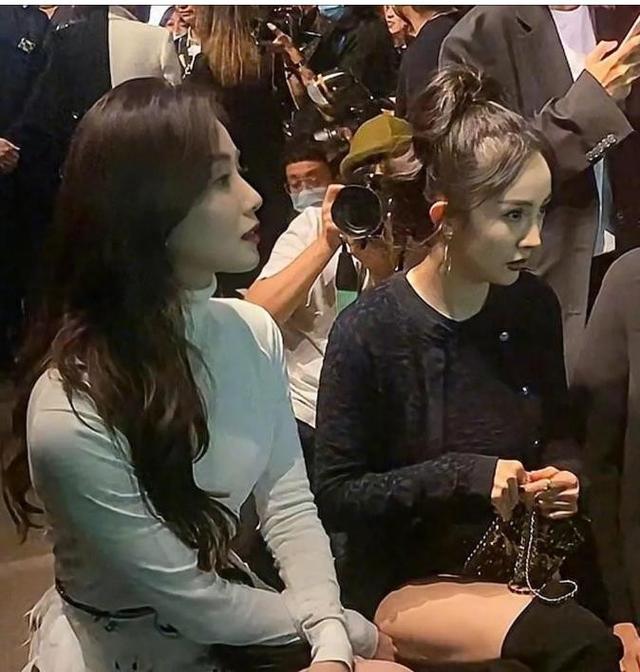 刘诗诗被追问婚礼日期，礼尚往来刘诗诗