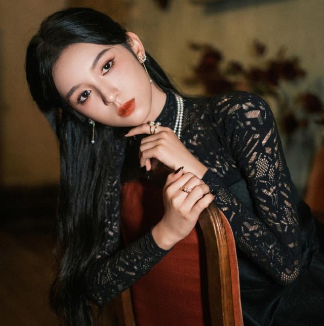 韩国红毯女明星有多敢穿，韩国红毯穿搭过于朴素