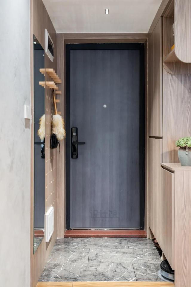 房屋装修入户玄关鞋柜怎么摆放，刚进门的好运就这么挡住了