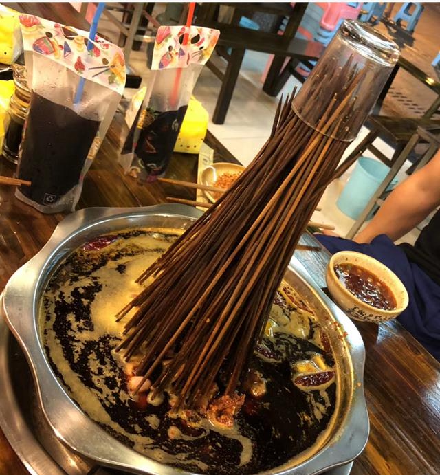 成都小吃街哪里最正宗，成都美食攻略（成都美食街排名第一）