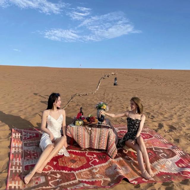 不受约束的沙漠之舟，字如其人——王献之《中秋帖》探析