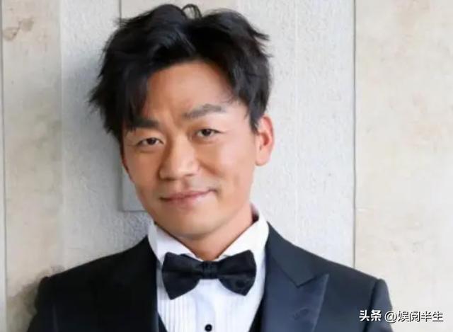 年龄和颜值不成正比的几位明星，明明长得不好看