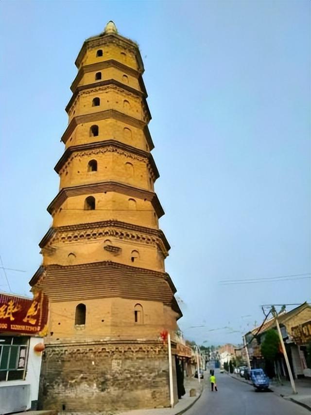 山西历史古城介绍，庭院深深中透着富华