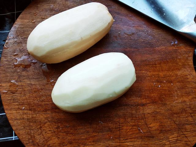 羊肉馅饺子配什么菜好，过年吃羊肉馅饺子配什么菜好（教您8种饺子馅的家常做法）