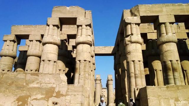 古埃及世界历史，从尼罗河到金字塔