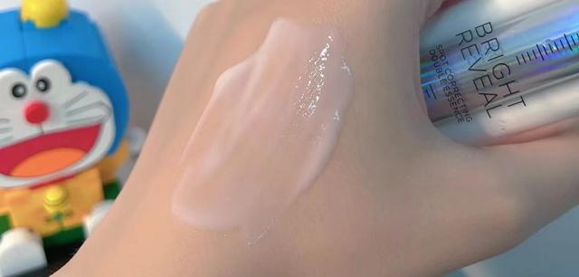 精华液哪个牌子好，精华液哪个牌子效果好5款零差评（5款大牌精华详测）