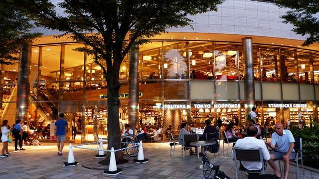 日本东京旅游攻略，在陌生静谧的城中漫步（日本东京旅游攻略必备清单）