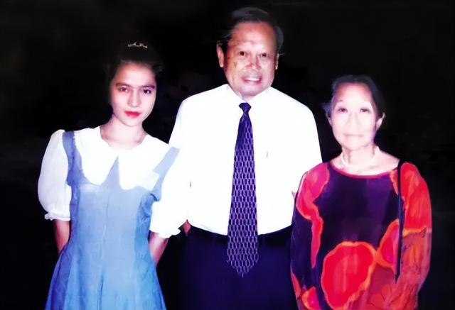 杨振宁和翁帆关系好吗，杨振宁和翁帆携手18年
