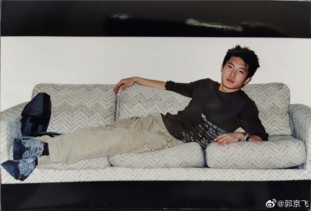 郭京飞和鲍莉儿子，老男孩郭京飞与鲍莉闪婚