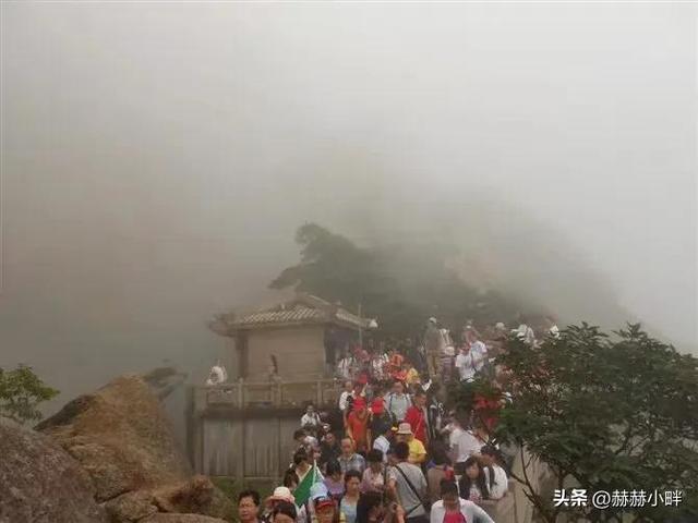 登黄山而天下无山，古诗词，朱彦《游黄山》