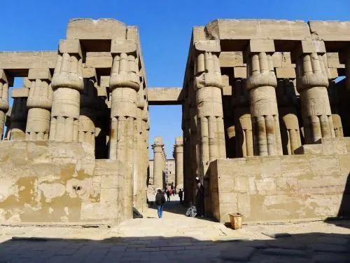 卡尔纳克神庙简介，十八卡纳克神庙