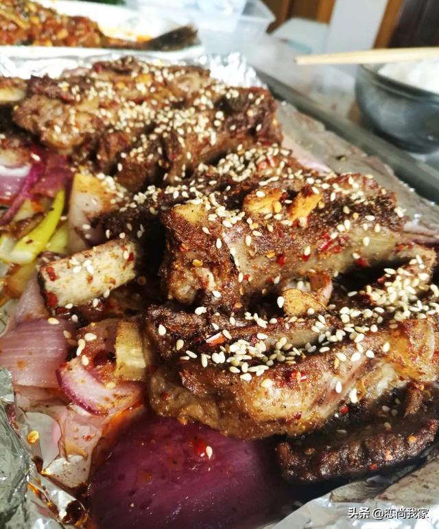 羊肉配什么菜好吃，这个季节吃羊肉配什么菜好吃（羊肉片别总是涮着吃）