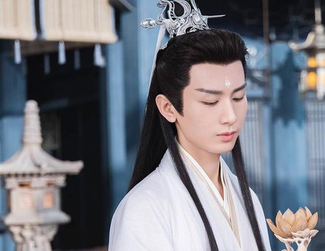 推荐霸总剧，量产霸总剧