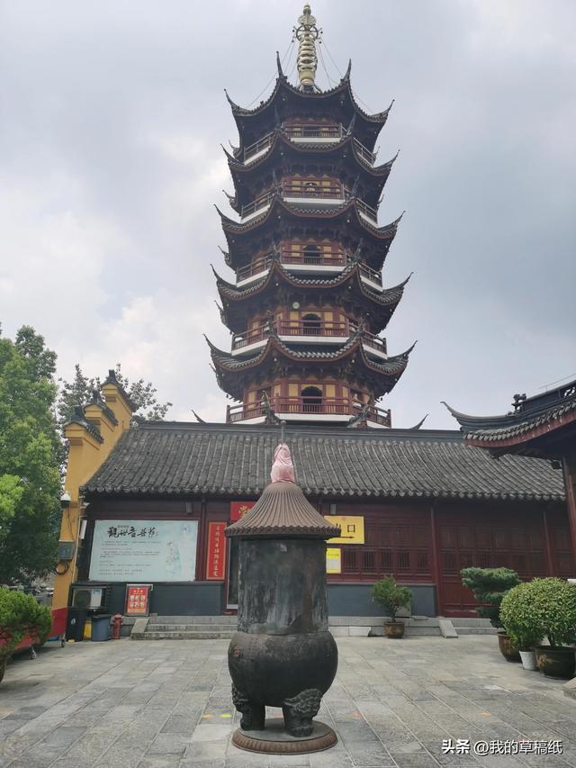 鸡鸣寺在哪个城市，古鸡鸣寺地点（天太热，南京鸡鸣寺的樱花开了）