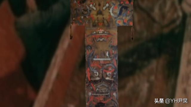 清代古墓发现奇怪女尸，历经百年五官却清晰可见