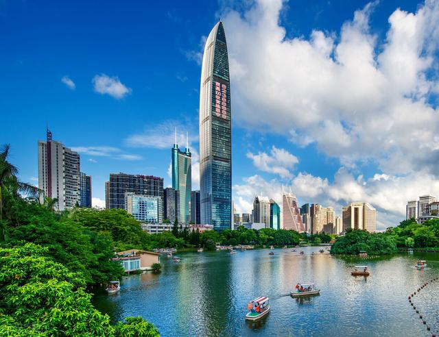 深圳出租屋涨房价，深圳常住人口超2千万