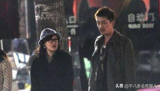 胡歌薛佳凝二人是谁给胡歌介绍的，为什么是她拿下了胡歌