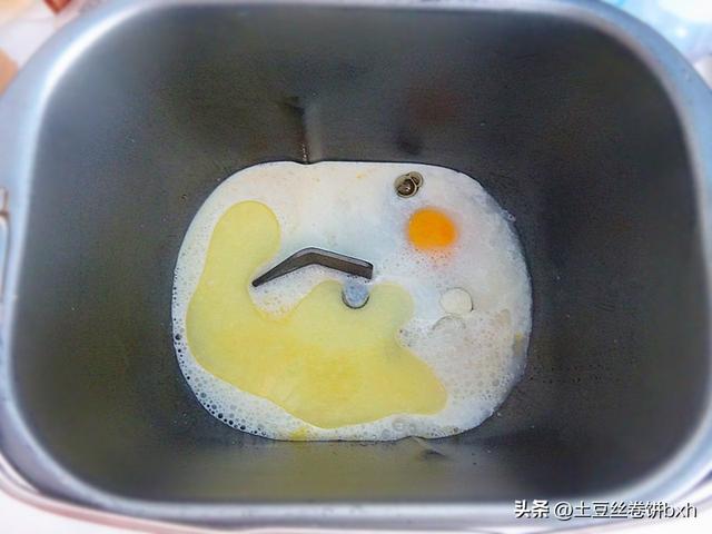 家庭版油炸小油条的做法，低糖健康小油条