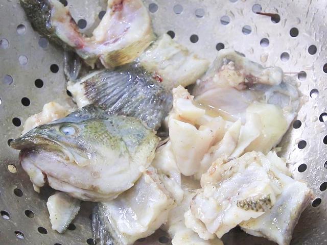 松鼠鱼用什么鱼，松鼠鱼用什么鱼做最合适（鲤鱼草鱼靠边站）