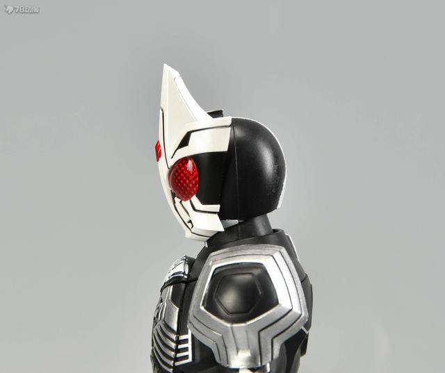 假面骑士shf，值得入手的万代假面骑士frs（78官测万代SHF）