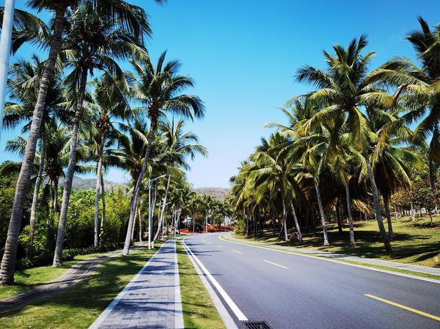 鹿回头山顶公园，海南的名胜古迹有哪些