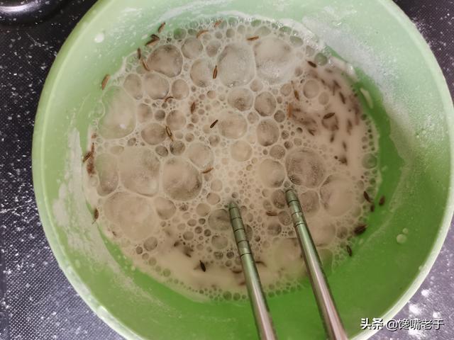 炸馒头片怎么脆又不油，如何炸馒头片酥脆不油腻（炸馒头片不要裹蛋液）