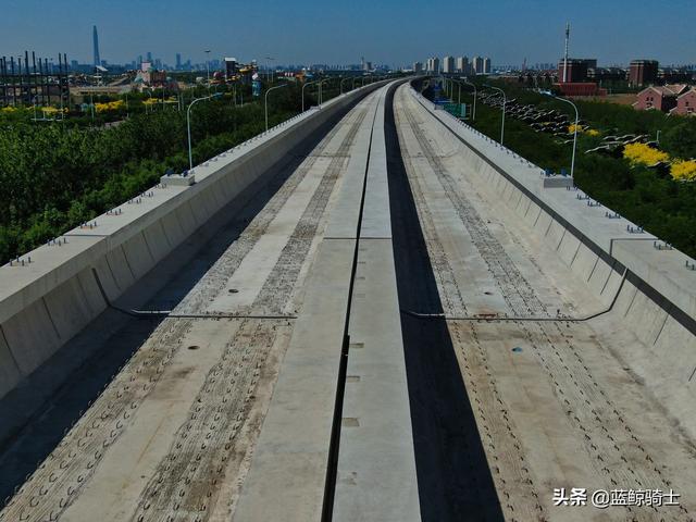 天津地铁z4线，天津地铁4号线北段各站线位图