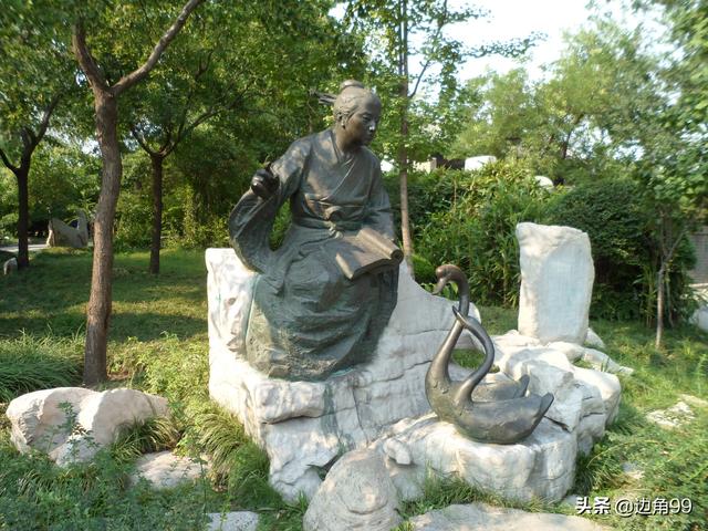 王羲之馒头蘸墨水的故事，书法故事王羲之墨当饭