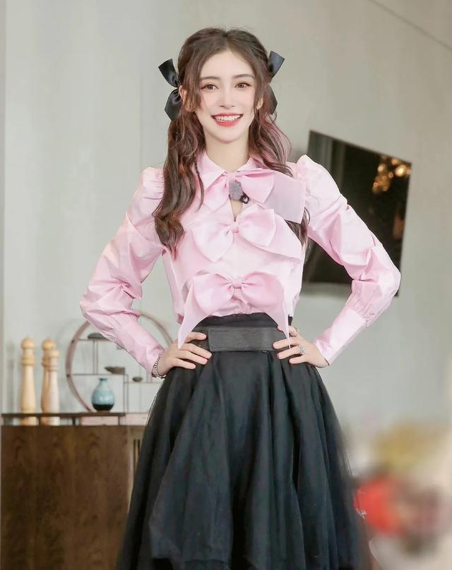 没有刘海的发型，不想要刘海的显脸小发型（四十岁的女人适合什么发型）