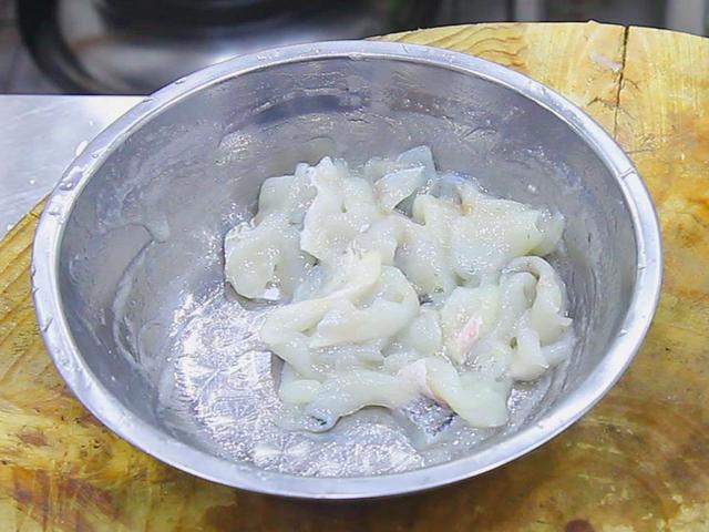 松鼠鱼用什么鱼，松鼠鱼用什么鱼做最合适（鲤鱼草鱼靠边站）