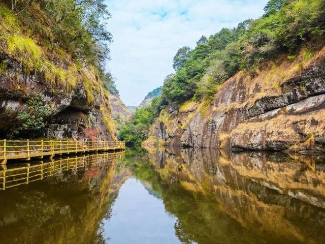 泰宁旅游状元岩，泰宁迎来“百趟专列进泰宁”首发团