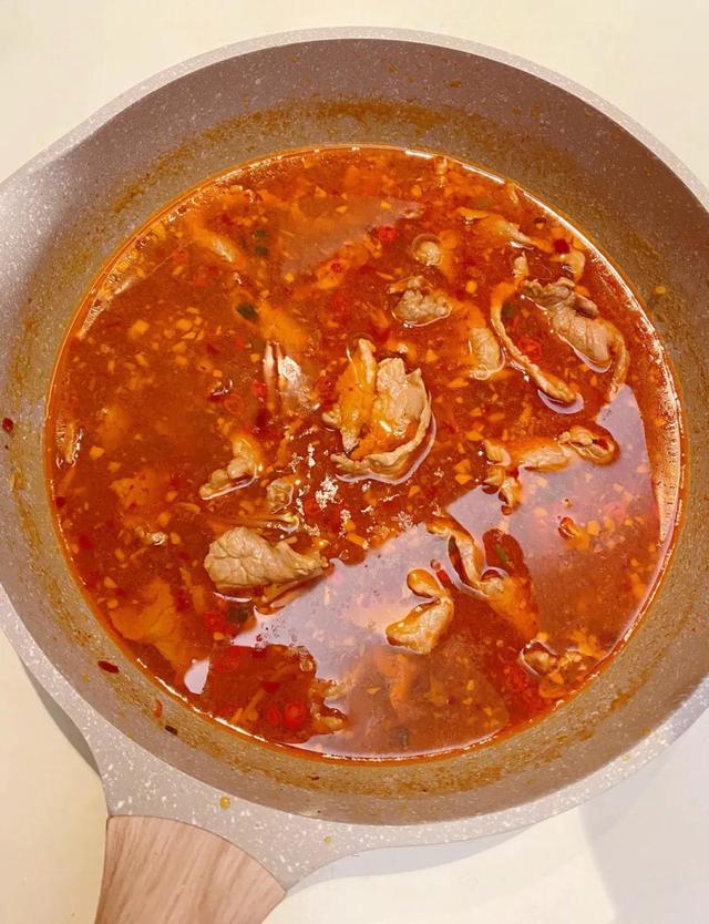 川味水煮肉片主要材料，正宗川味水煮肉片的家常做法