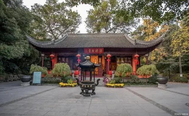 南京六朝古都共多少年，六朝古都南京安葬了多少君王