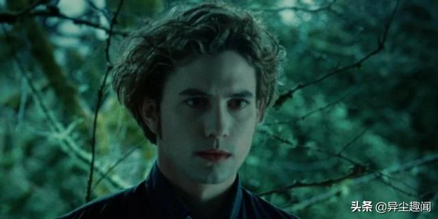 杰克逊拉斯波恩，暮光之城颜值巅峰