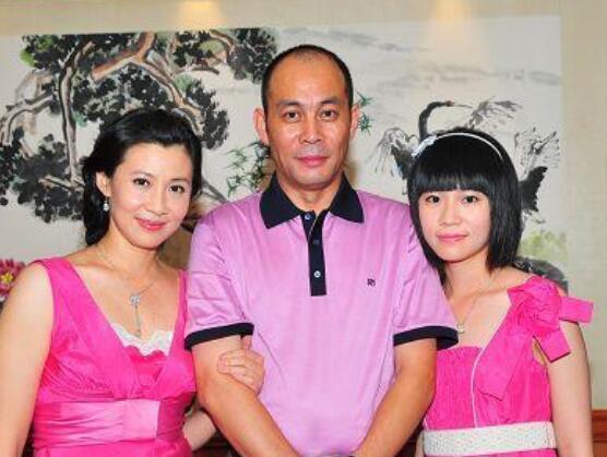 陈佩斯失散多年的女儿，陈佩斯经常晒儿子
