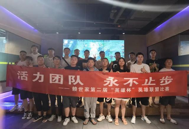 盘点赖总上脚球鞋，獭兔TACO致敬詹姆斯