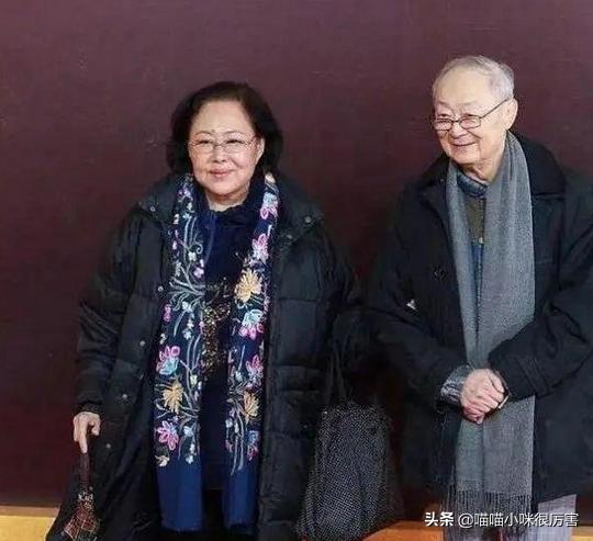 纳瑞宣国王传奇，37岁或48岁死的名人（泰国王哇集拉隆功备受外界期待）
