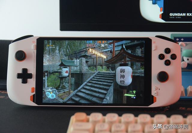 onexplayer掌机最新评测，随时随地畅玩3A游戏的PC掌机