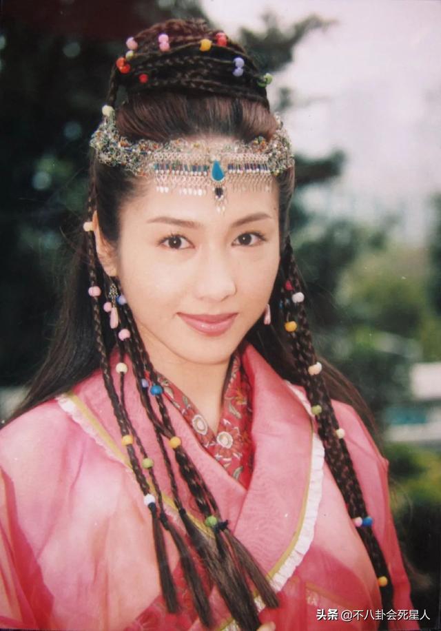 蔡少芬年轻经历，天妒美人5位港星家世惨