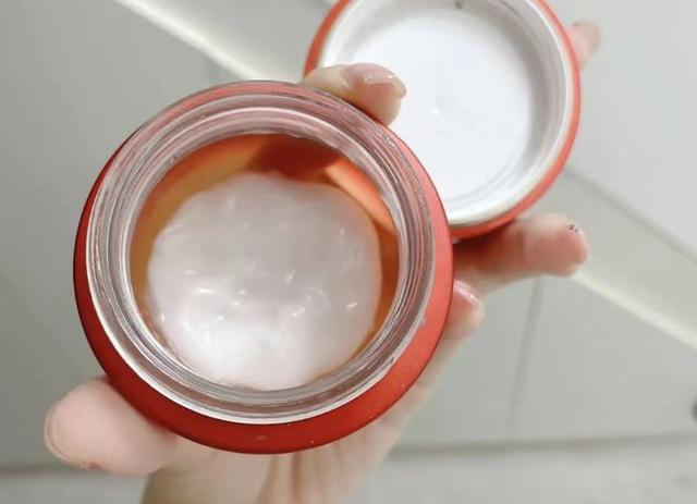 40岁抗皱紧致面霜推荐，30-40岁抗皱面霜排行榜（建议常备这4款平价抗老面霜）