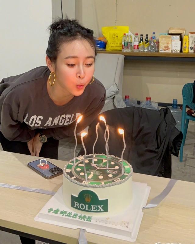 于明加个人资料简介，于明加个人资料家庭背景（演员于明加：入圈零绯闻）