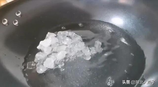 蒜薹的家常腌法，腌蒜薹只放盐不好吃