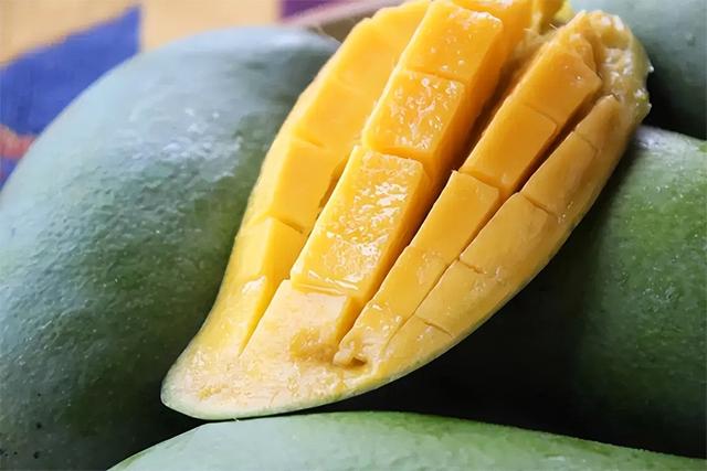 你知道芒果有哪些种类，常见15种芒果的区别及口感