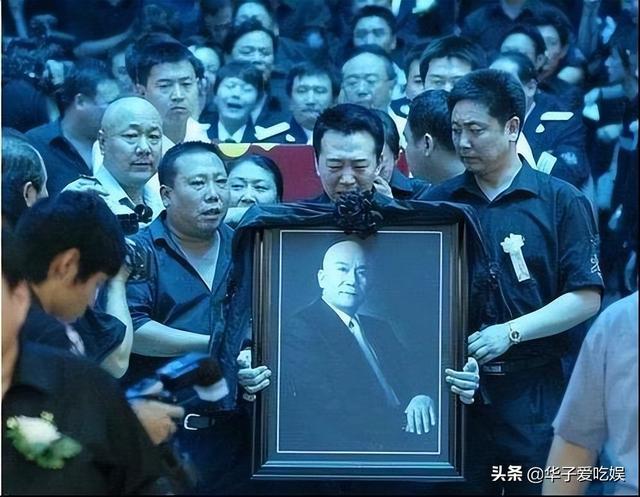 侯耀华非侯宝林亲生，侯耀华和侯耀文子女之间的关系（老艺术家侯耀华人设崩塌）