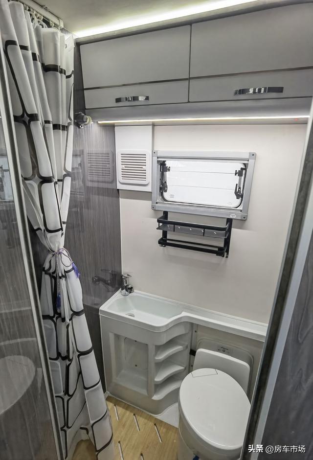 江铃jmc轻卡底盘房车，江铃JMC轻卡房车