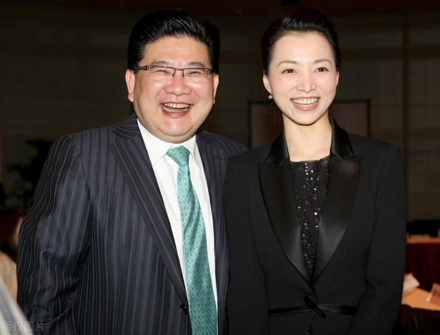 董卿的丈夫是哪呀，董卿丈夫有消息了