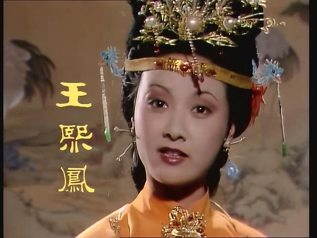 红楼梦新版和原版有什么不同，红楼梦2个版本差距明显