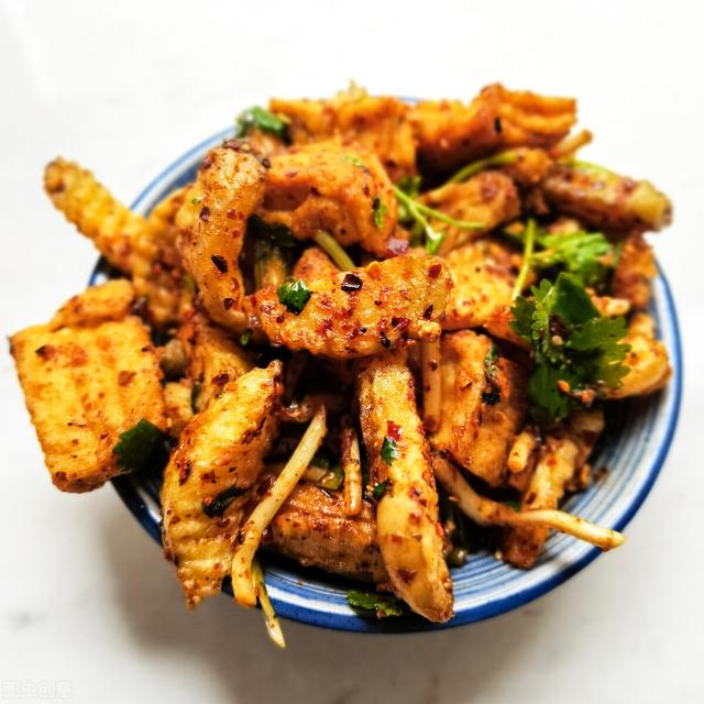 云南名字的由来，各省名称来历云南篇（云南地方名字来源）