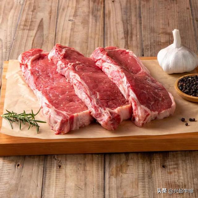 牛排摆盘花样图片，原来煎牛排可以如此简单